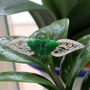 [ONEJEWEL] Butterfly jade brooch 18K 나비 비취 브로치